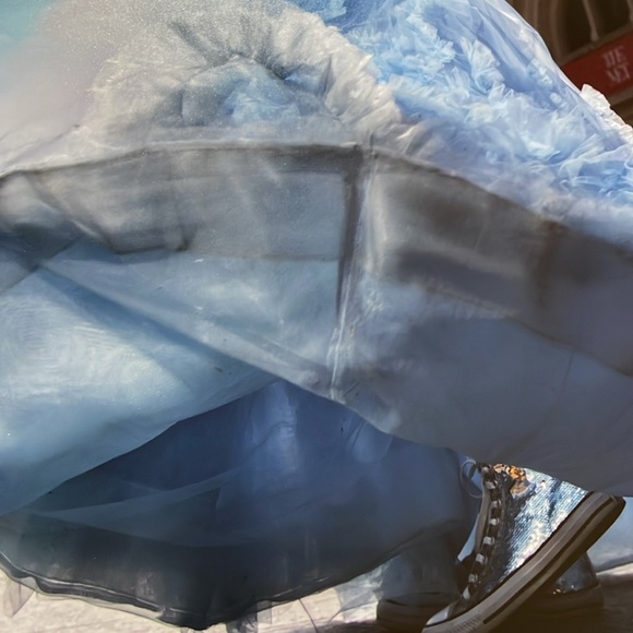 Sherri Hill - 52693 Strapless Ruffle Fringed Tulle Ball Gown Size 00 Unaltered - Picture 12 of 12